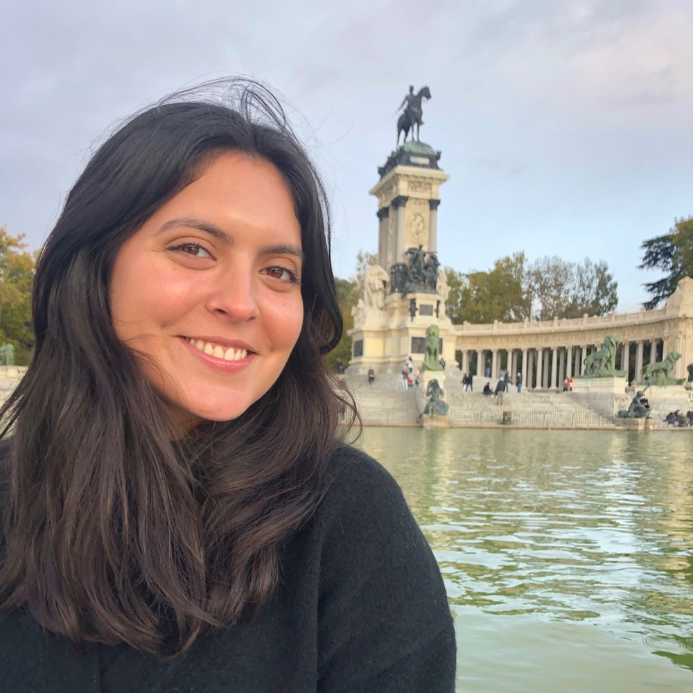 Meet your Posher, Olivia